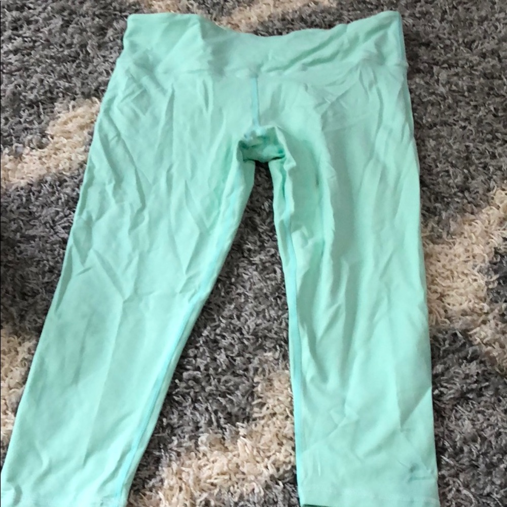 Knock Off Lululemon Capri Leggings, never worn!